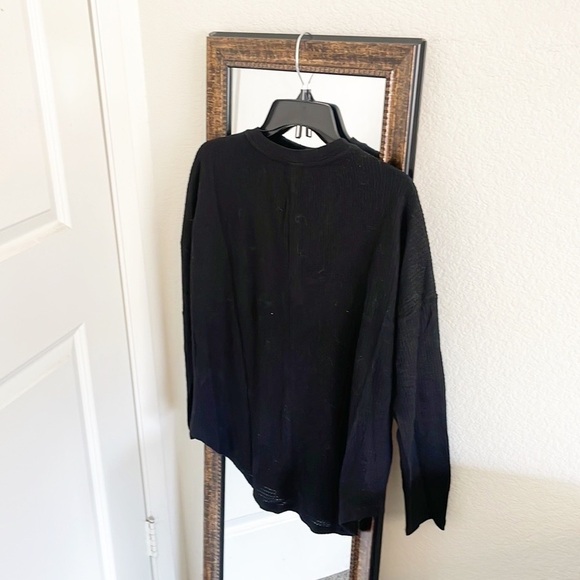 Old Navy black waffle knit henley long sleeve sweater - Picture 2 of 5